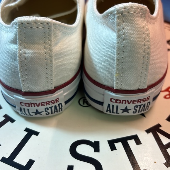 Converse Chuck Taylor Kids Low Top - Picture 6 of 8